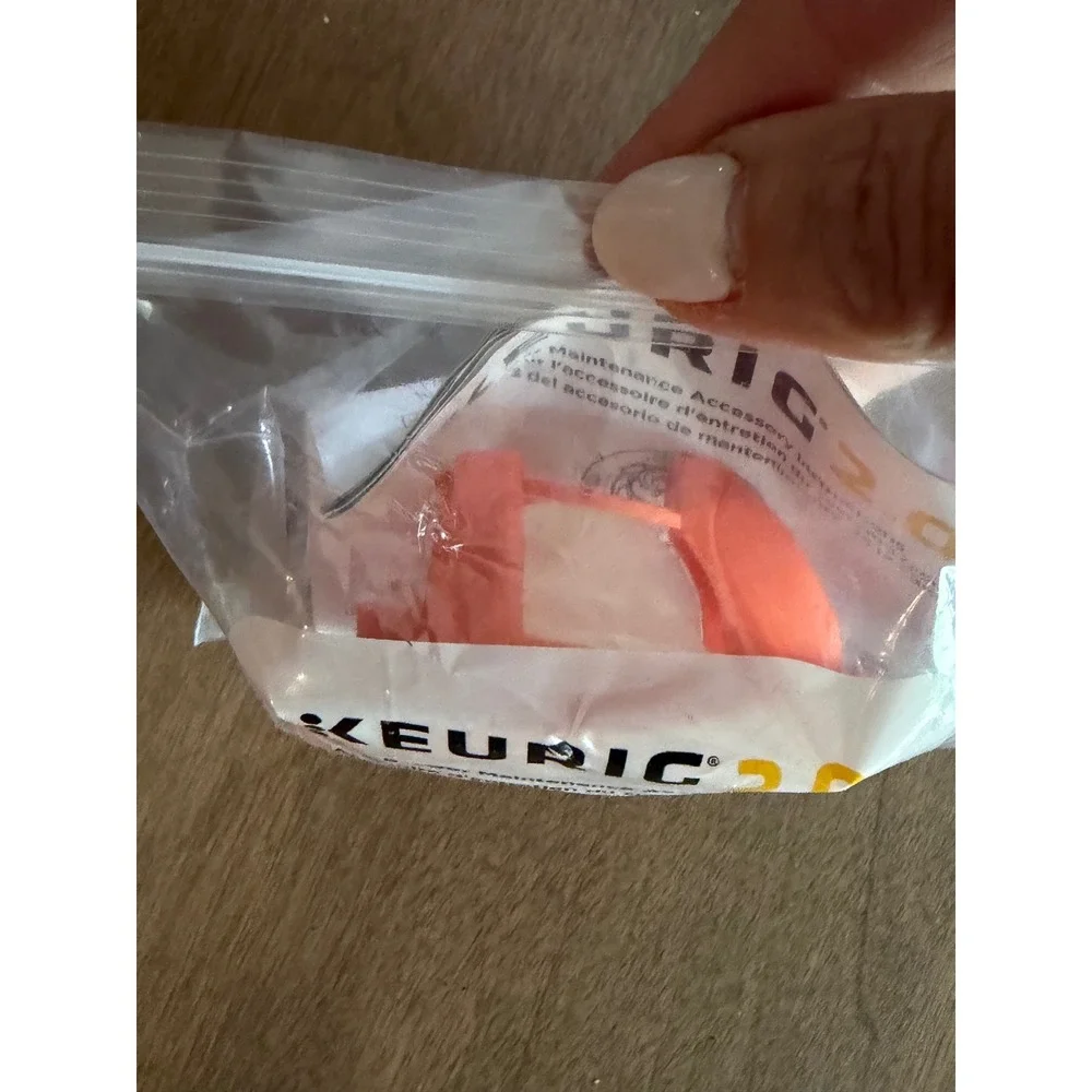 Keurig 2.0 Brewer Maintenance Accessory Orange Needle Cleaning Tool 5000057664